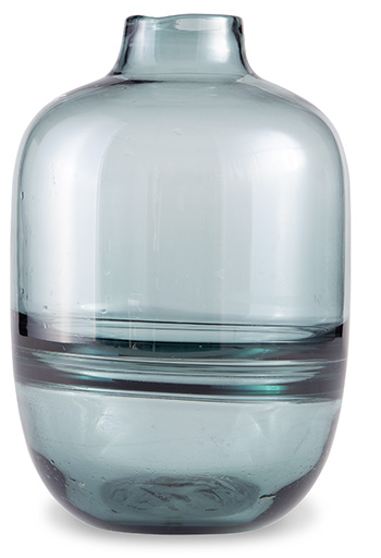 672b79a8b6d2cf9b2a191183aee68d81 Lemmitt Vase - Image 1