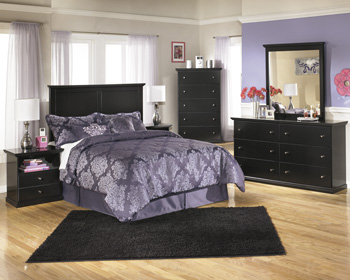 c2fa8d42ee4e252c491e480983966cb7 Maribel Nightstand - Image 1