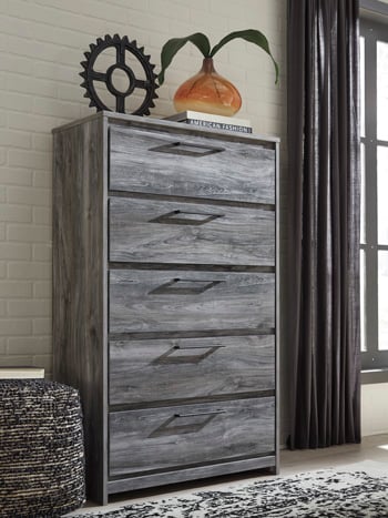 cc33122f9ca5c702fd77d35fa17256ec Baystorm Chest of Drawers - Image 1