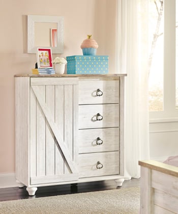 7632613495ff1238188fa114fd5e647f Willowton Dressing Chest - Image 1