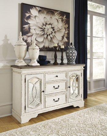 5f0b98599ff1be0c527dbcb04ecd65f1 Realyn Dining Server - Image 1