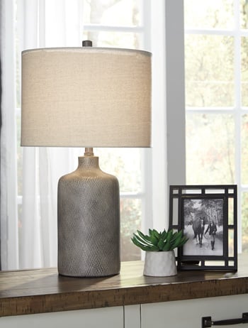 64bf48c0cb259bc83c95cd0ebc24e480 Linus Table Lamp - Image 1