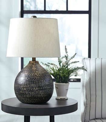 52113f927af38924752ec05d448879e8 Maire Table Lamp - Image 1