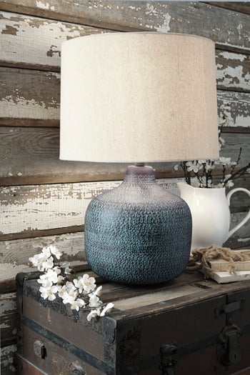 d242b13af900ce25b729d429b25b7e02 Malthace Table Lamp - Image 1